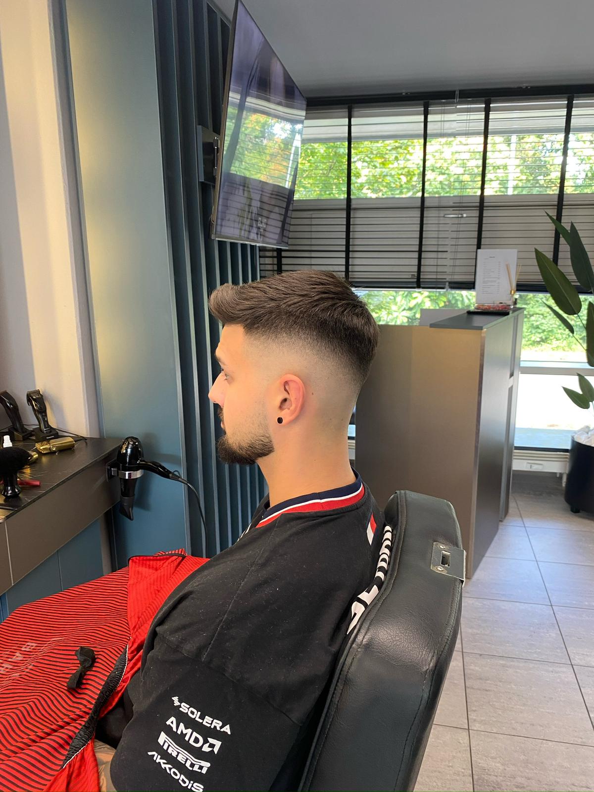 Herren Haarschnitt